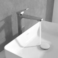 Villeroy & Boch Architectura Square Einhebel-Waschtischarmatur Erhöht -Hansgrohe Brause Geschaft villeroy boch alle kollektionen architectura armaturen 9601250